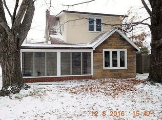 663 E 240th St, Euclid, OH 44123