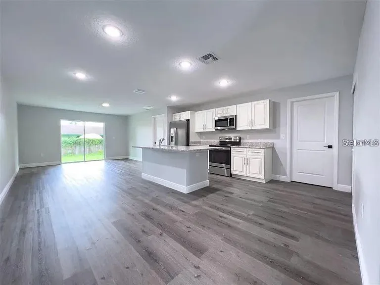 6688 Cherry Rd — Photo 3