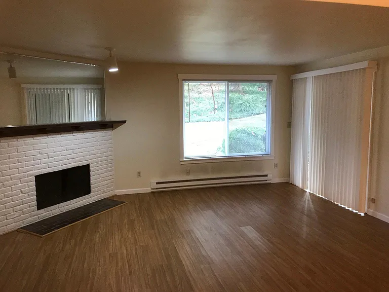 11616 127th Ln NE #B10 — Photo 5
