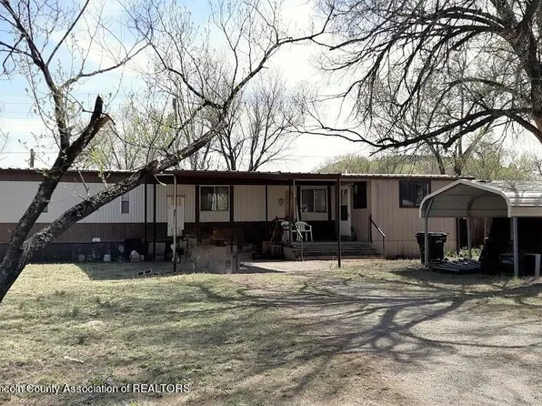 431 W 3rd St, Capitan, NM 88316