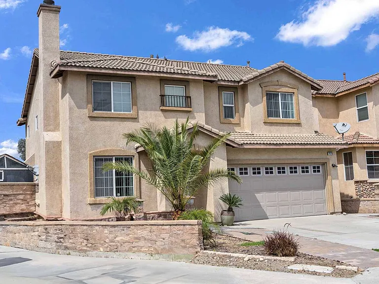 7476 Peppertree Ln — Photo 5