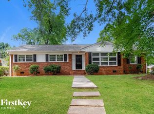 921 Pembroke Rd, Greensboro, NC 27408