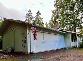71 E Lakeland Way, Allyn, WA 98524