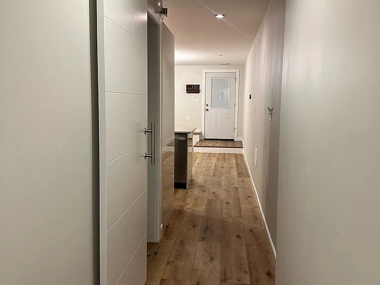 715 Emerson St NW — Photo 22