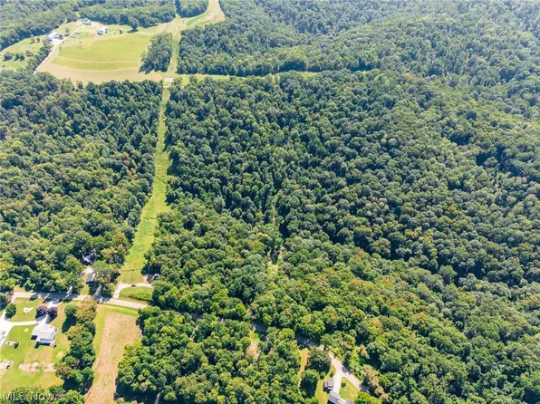 Kings Ridge Rd, Newcomerstown, OH 43832