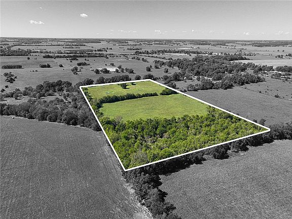 4th image of 22172 Farm Road 1085