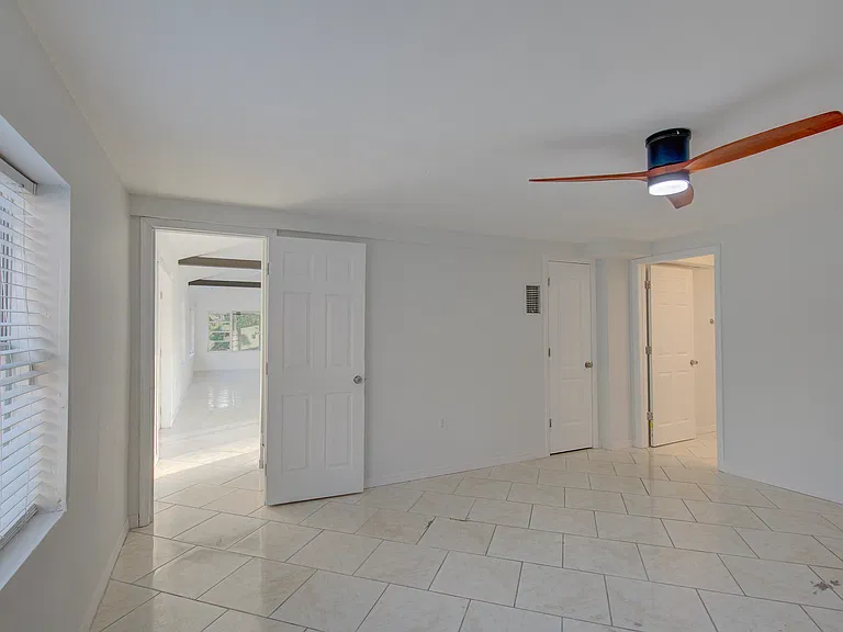 5907 Sheldon Rd — Photo 23