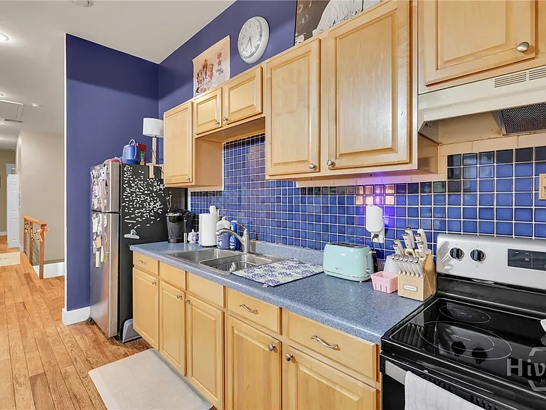 309 E Duffy St — Photo 20
