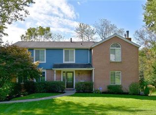 240 Kettering Cir, Gibsonia, PA 15044