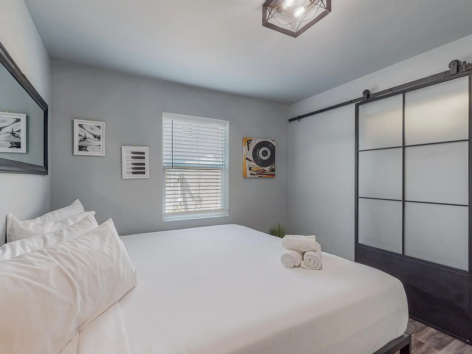 3 bed, 1754 sqft, $3,750 — Photo 3