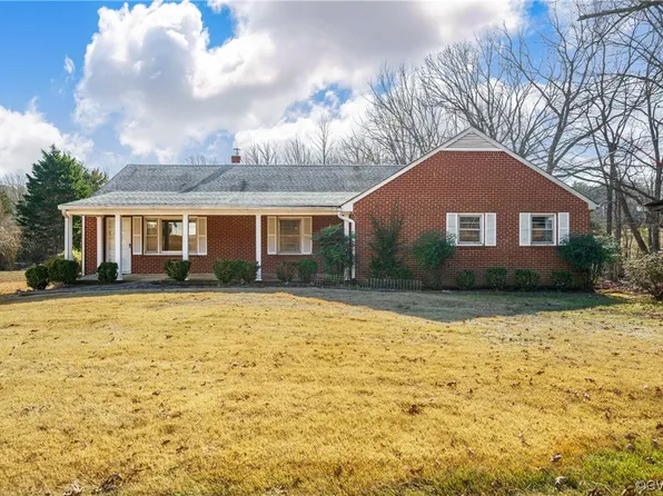 1976 Tuggle Rd, Farmville, VA 23901