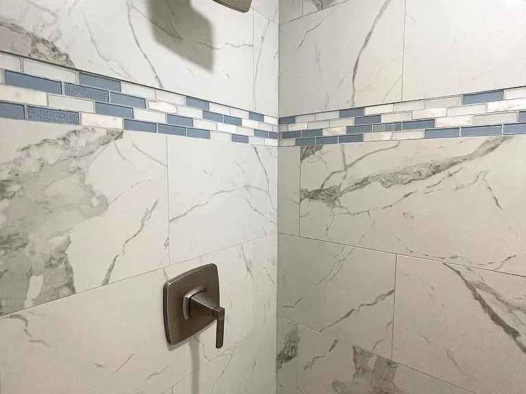 206 Willis Ave — Photo 8