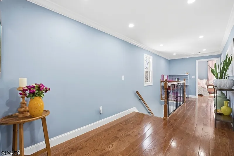 4 bed, 3.5 bath, $6,500 — Photo 3