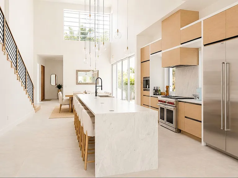 Roberts Bay Ln — Photo 8