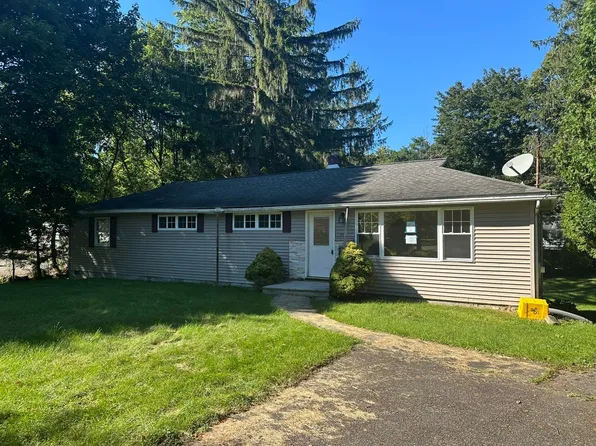 1013 Main St, Vestal, NY 13850