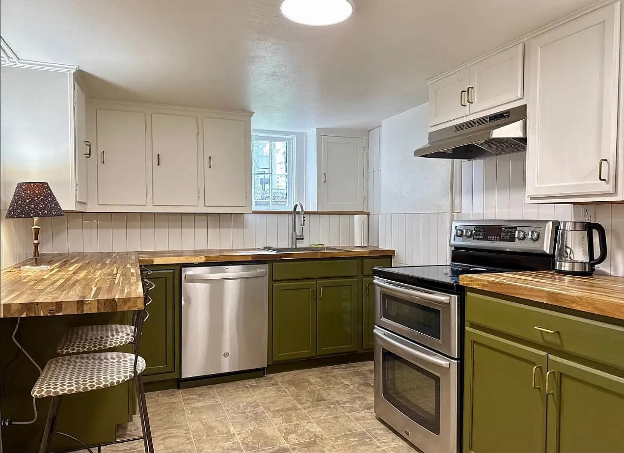 2 bed, 900 sqft, $1,450 — Photo 3