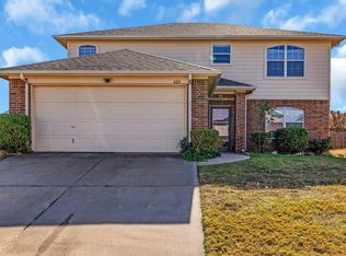 424 Heritage Dr, Crowley, TX 76036