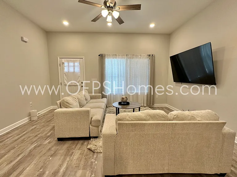 188 Park Ln — Photo 6