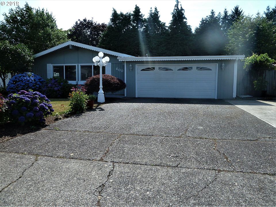 1st image of 600 SE 94th Ave