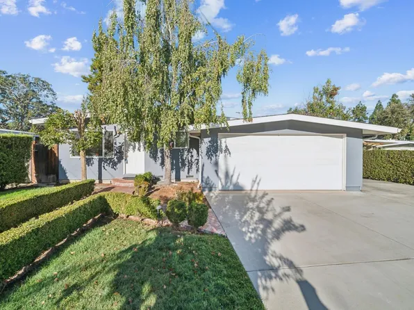 923 Harmon Dr, Menlo Park, CA 94025