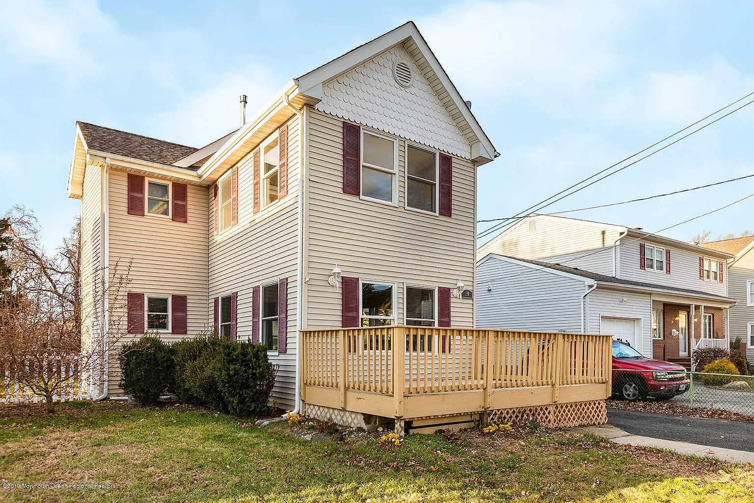 10 Gaston St photo 1