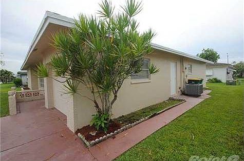 3rd image of 5718 NW 87th Ave