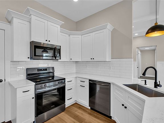 5th image of 3805 Flat Rock Rd