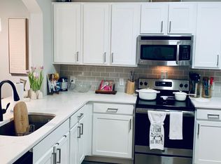 120 Saint Albans Dr, Raleigh, NC 27609