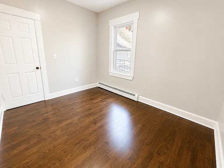 40 Vermont Ave #2 — Photo 10