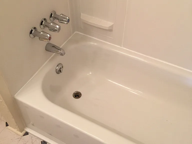 308 W Cherry St — Photo 13