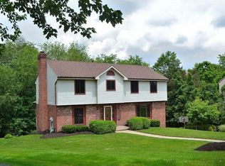 2417 Bellwood Dr, Pittsburgh, PA