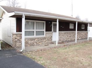 711 N Adams St, West Frankfort, IL 62896