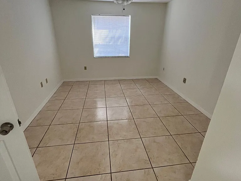 3016 Parkway Blvd #105 — Photo 12