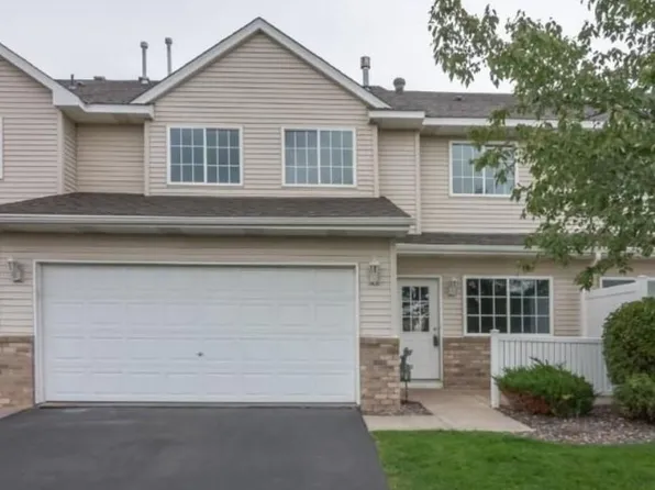 8979 92nd St S, Cottage Grove, MN 55016