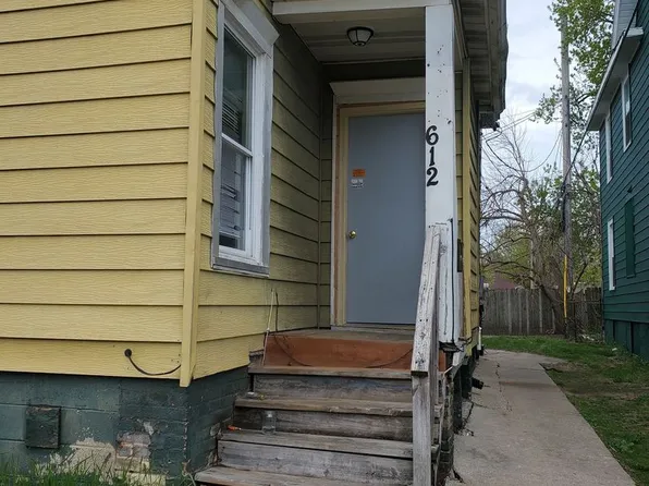 612 10th St. - 3 Unit, 612 10th St, Racine, WI 53403