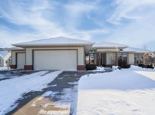 W9290 Lamise Way, Hortonville, WI 54944