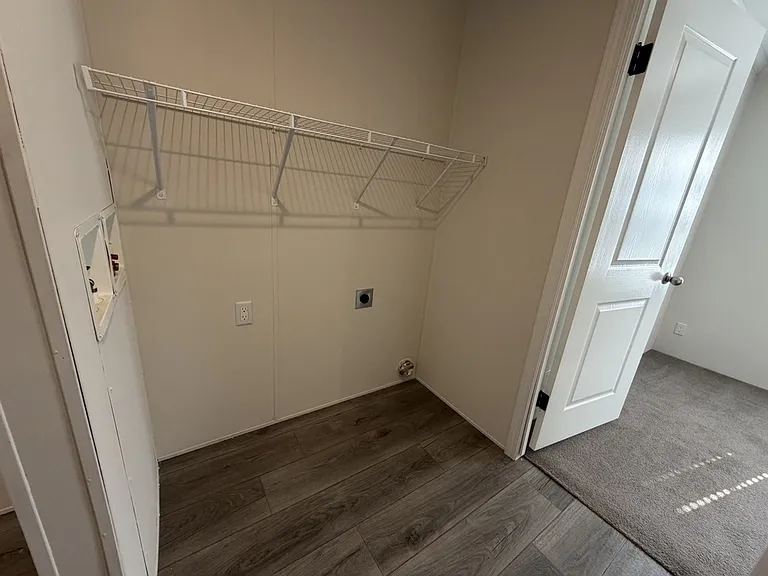 38000 Le Chateau Blvd #455 — Photo 17