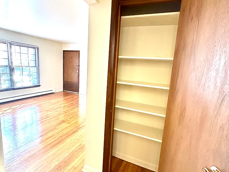 516 Lake Ave #2 — Photo 10
