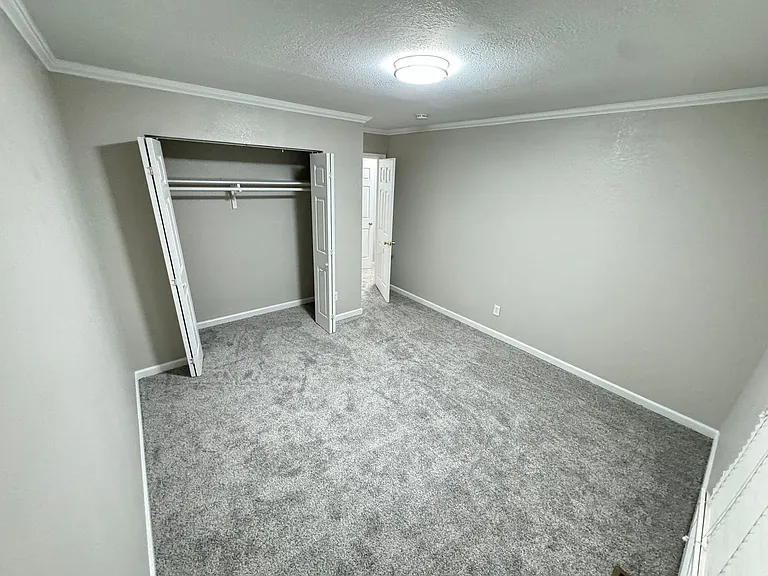 15532 E Gunnison Pl — Photo 17