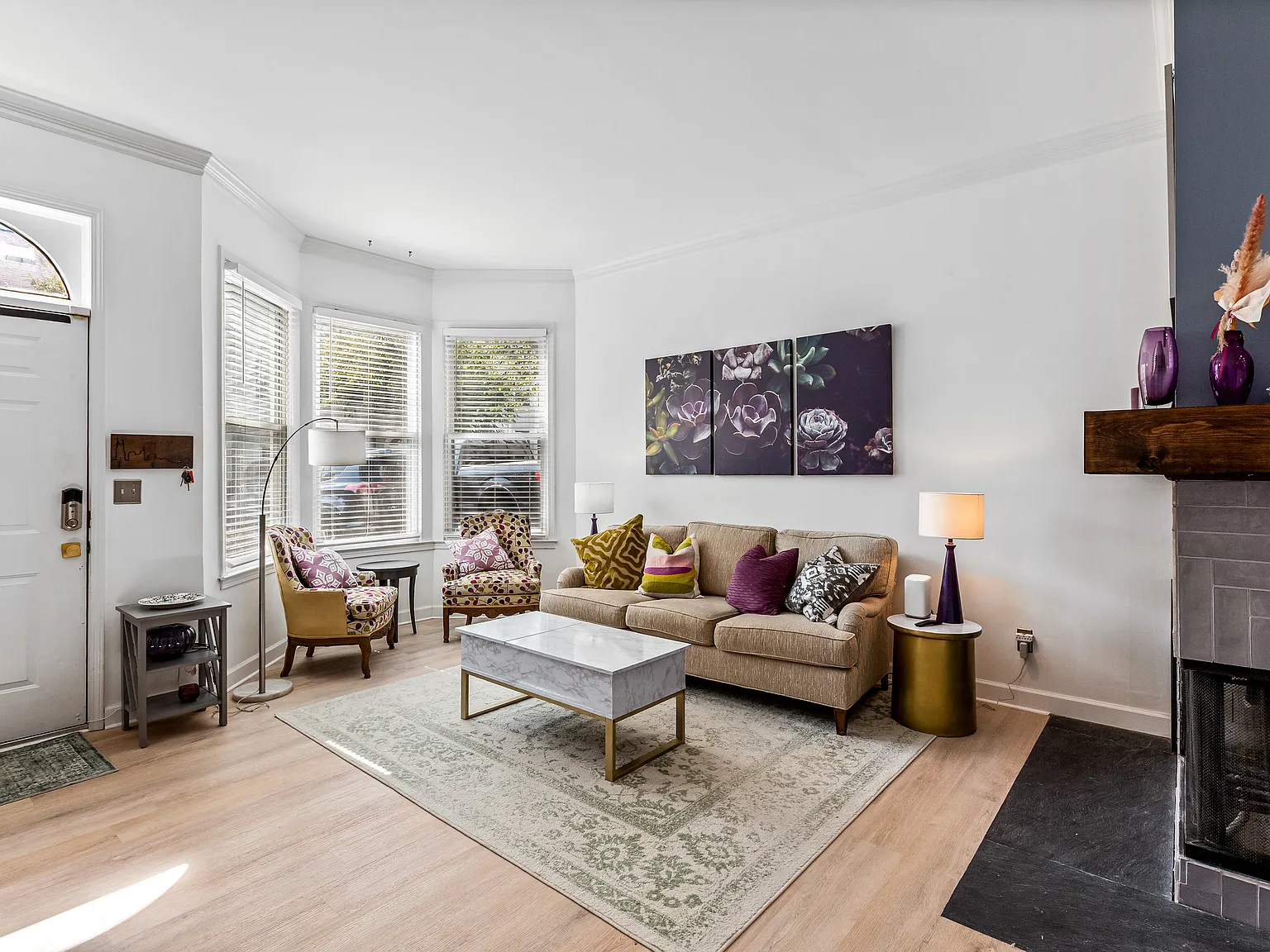 2 bed, 2.5 bath, 1691 sqft, $2,700 — Photo 3