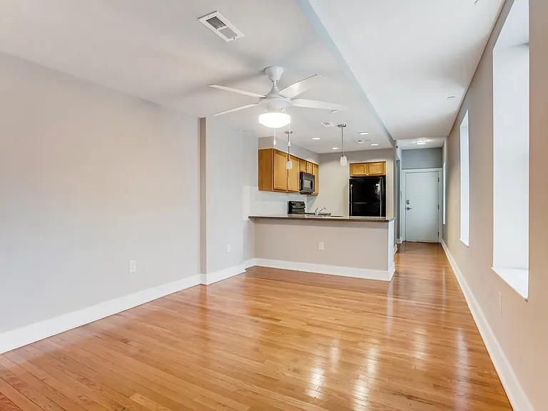 1341 Walnut St — Photo 13