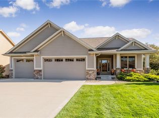 2715 NW 167th Ct, Clive, IA 50325