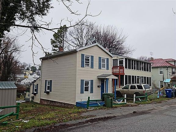3rd image of 2828 Herkimer St