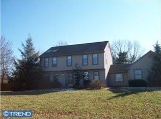 15 Primrose Dr, Richboro, PA 18954