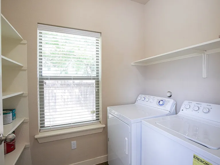 4528 Credo Ln — Photo 17