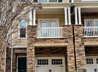 8010 Sycamore Hill Ln, Raleigh, NC 27612