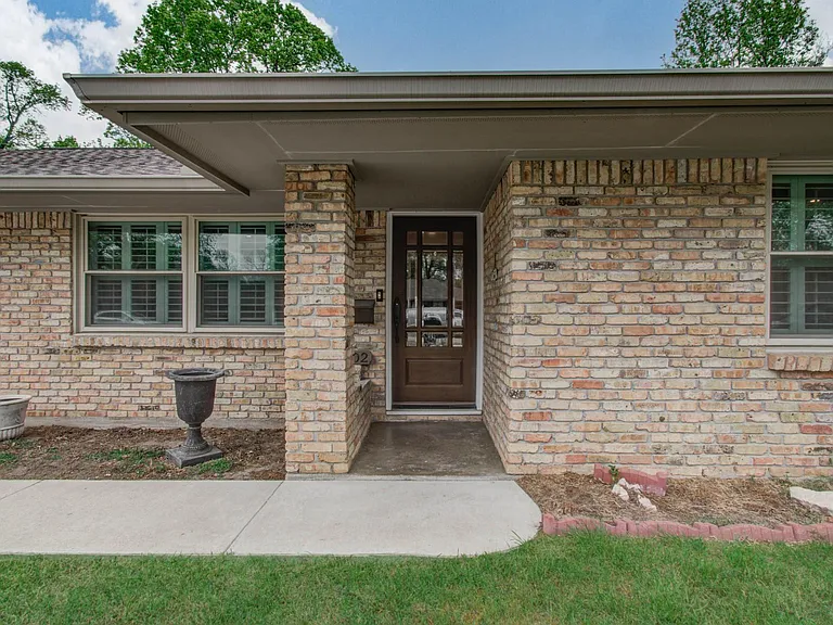 9002 Railton St — Photo 3