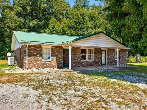 2082 W State Road 54, Bloomfield, IN 47424