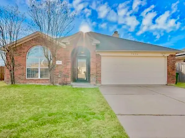 7426 Lake Front Trl, Arlington, TX 76002