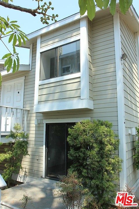 1st image of 4640 Don Lorenzo Dr APT G
